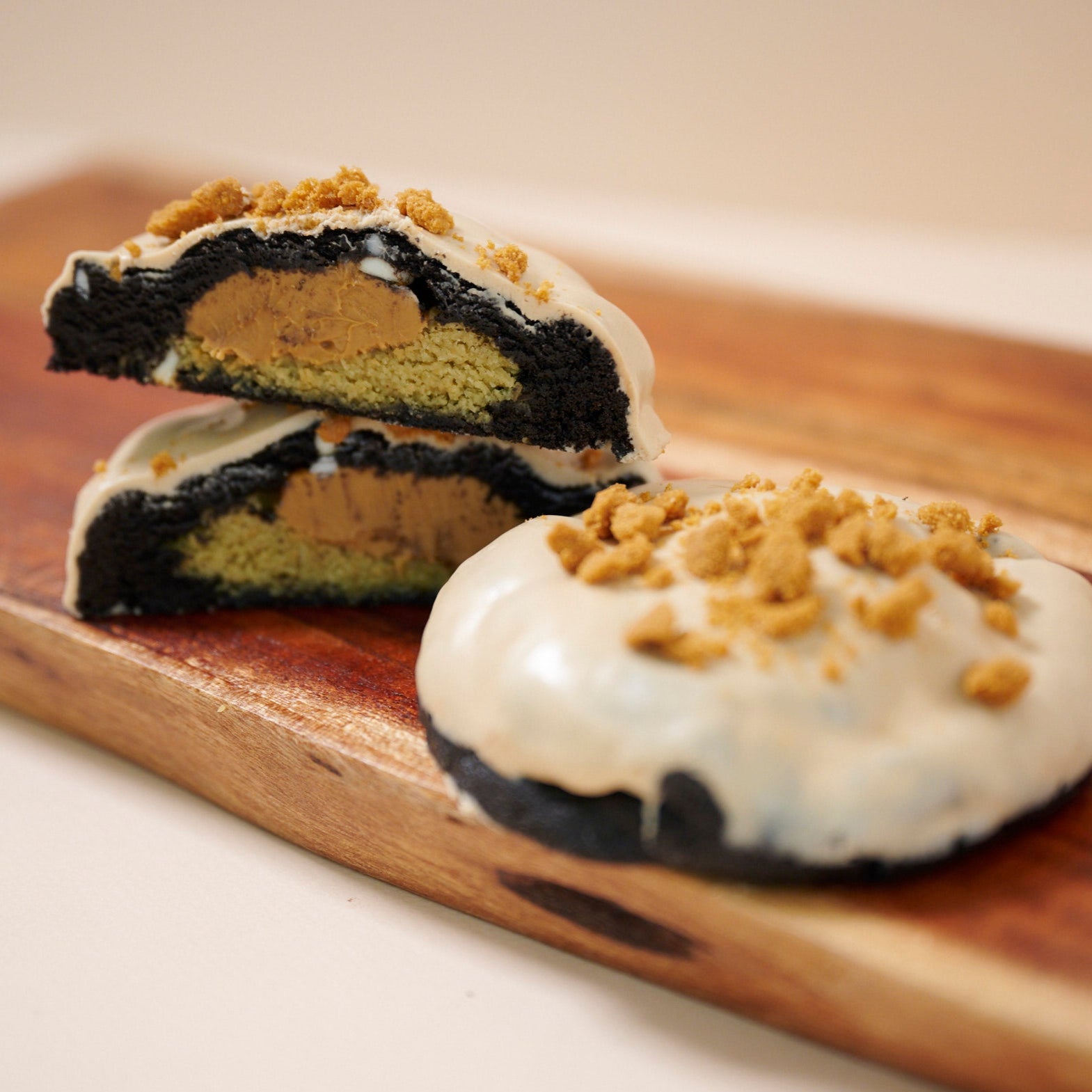 Dubai Chocolate Cookie - Biscoff Flavor