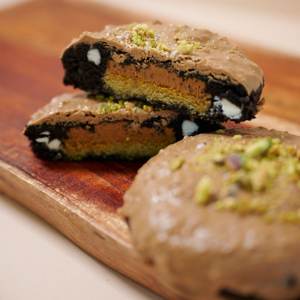 Dubai Chocolate Cookie - Salted Caramel Flavor